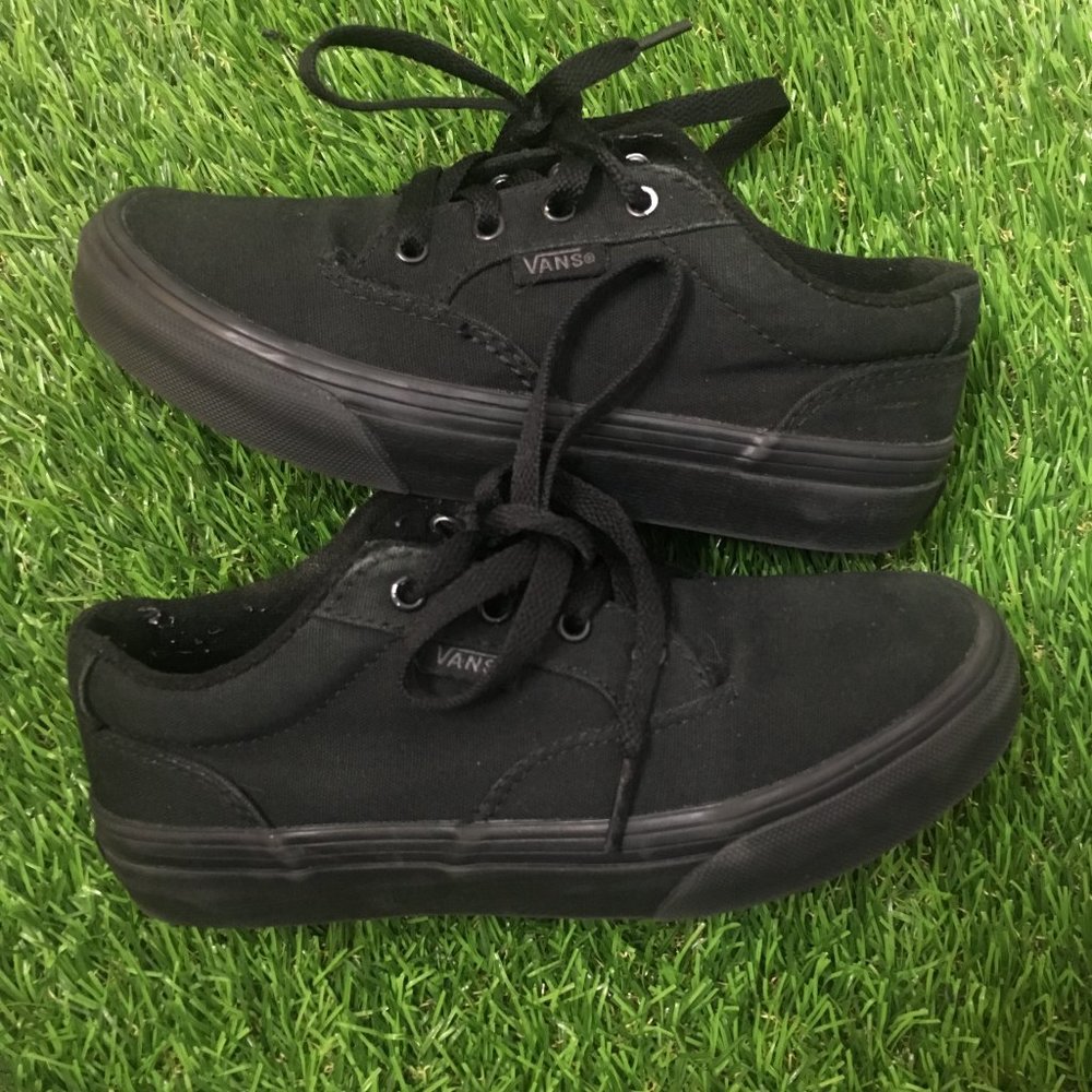 Vans triple black classic kids size 1